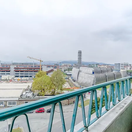 Guesthost - Cenisia Roomy X6 - With Balcony Torino