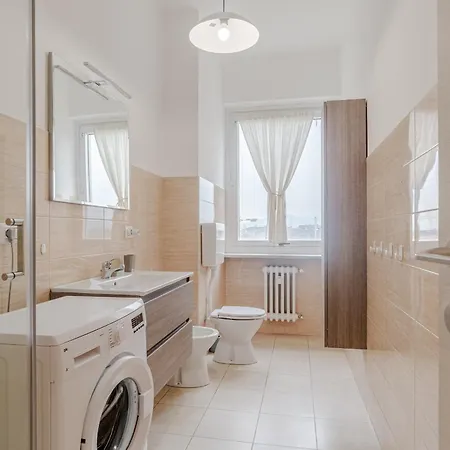Apartment Guesthost - Cenisia Roomy X6 - With Balcony Turin